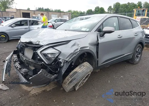 2023 Kia Sportage Lx z USA, uszkodzony, nr VIN KNDPUCAF2P7039181